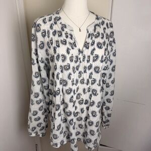 Roller Rabbit Button Down Shirt Womens L White With Pasley Floral Details